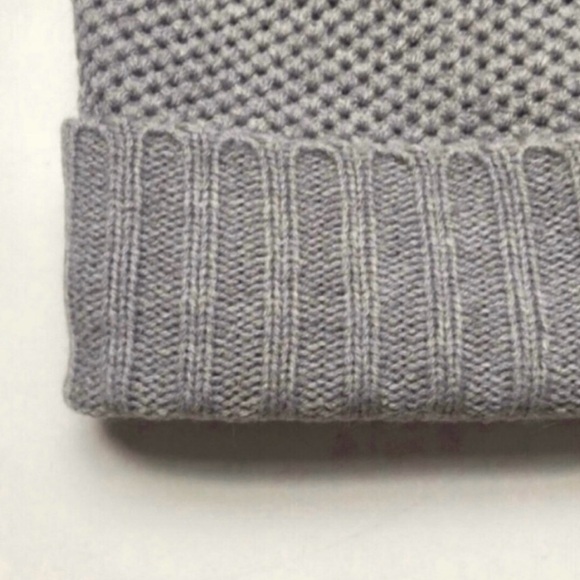 New Calvin Klein Hat Women’s Gray Lined Knit Winter Casual Beanie Hat With Pom main image 10